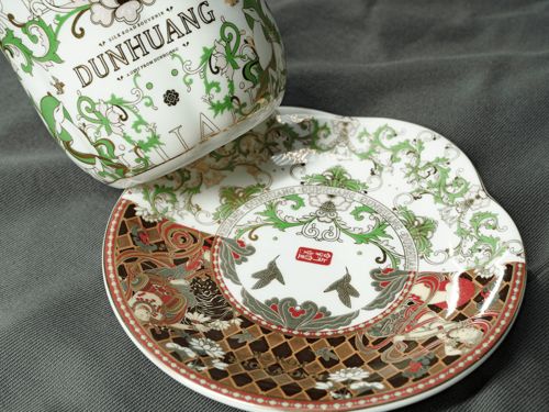 敦煌博物馆文创产品斩获2021金熊猫天府创意设计银奖与铜奖